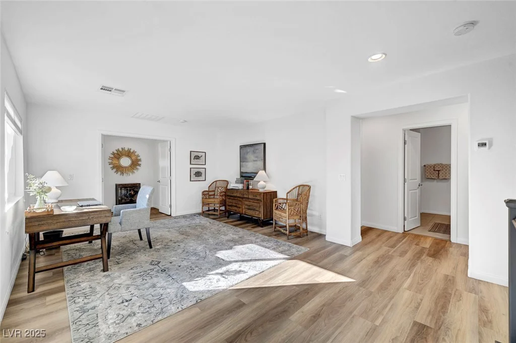 4499 Amazing View, Las Vegas, NV 89129