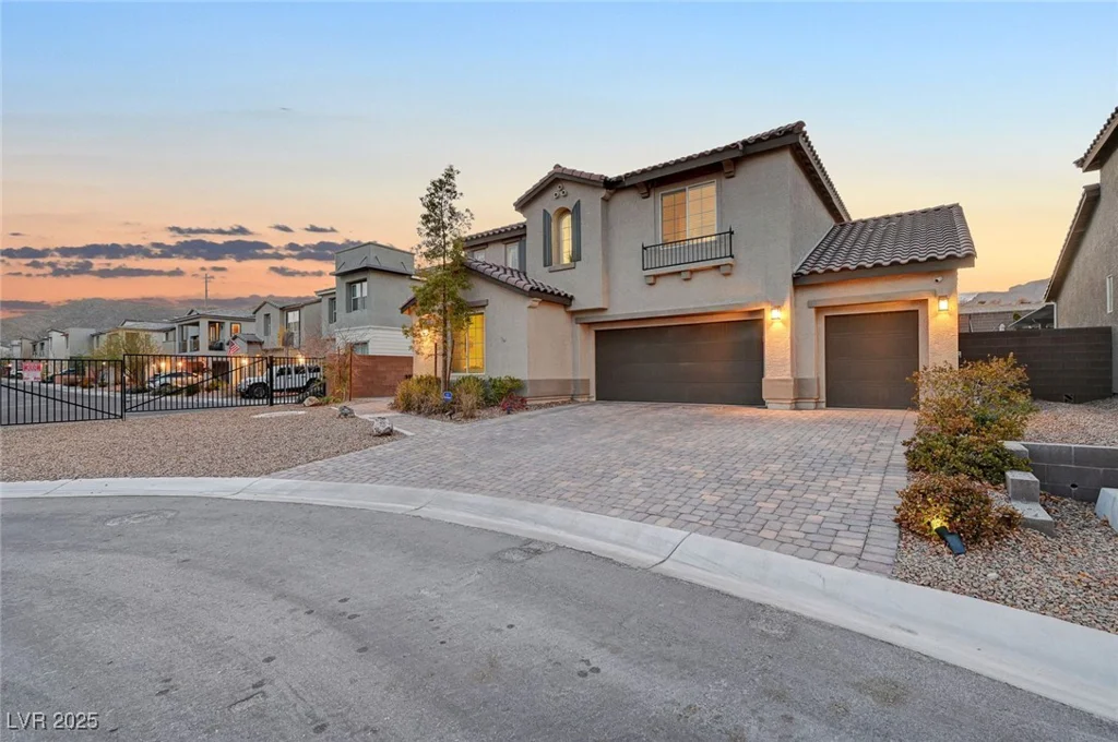 4499 Amazing View, Las Vegas, NV 89129