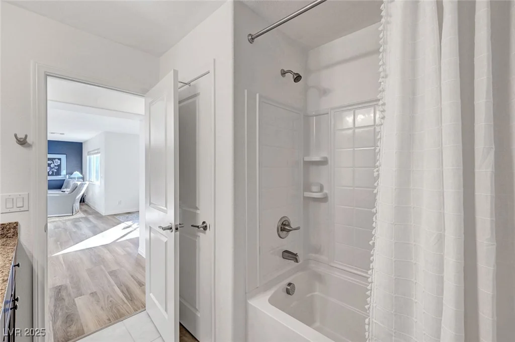 4499 Amazing View, Las Vegas, NV 89129