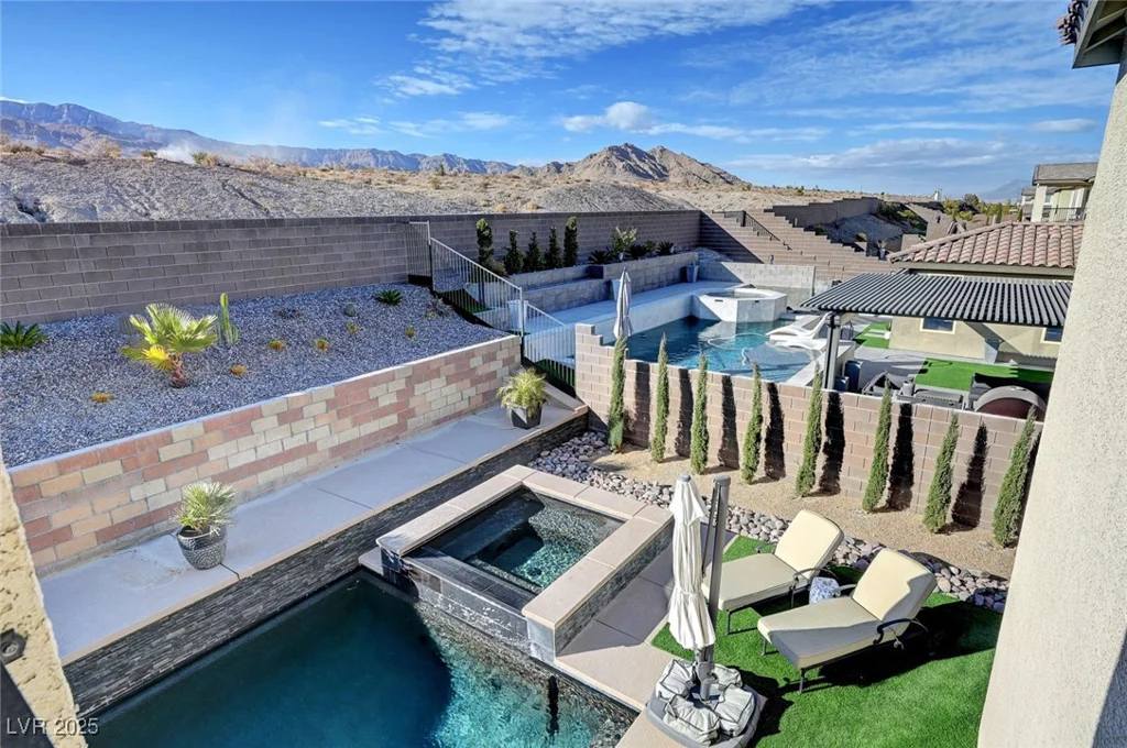 4499 Amazing View, Las Vegas, NV 89129