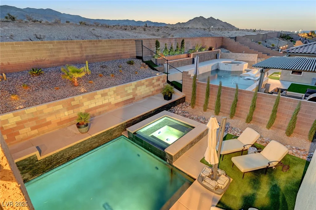 4499 Amazing View, Las Vegas, NV 89129