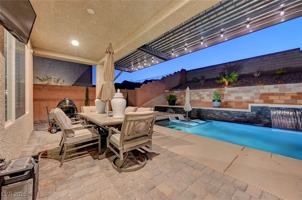 4499 Amazing View, Las Vegas, NV 89129