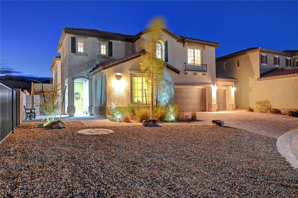 4499 Amazing View, Las Vegas, NV 89129