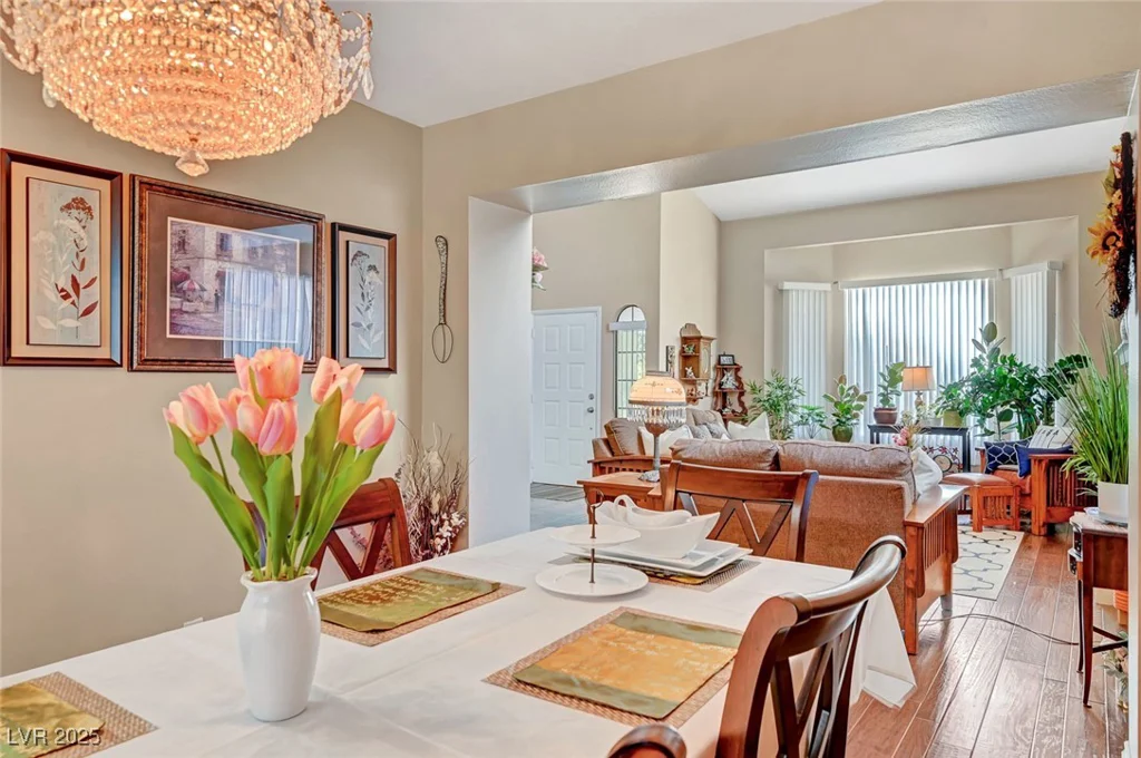 8908 Rocky Shore, Las Vegas, NV 89117