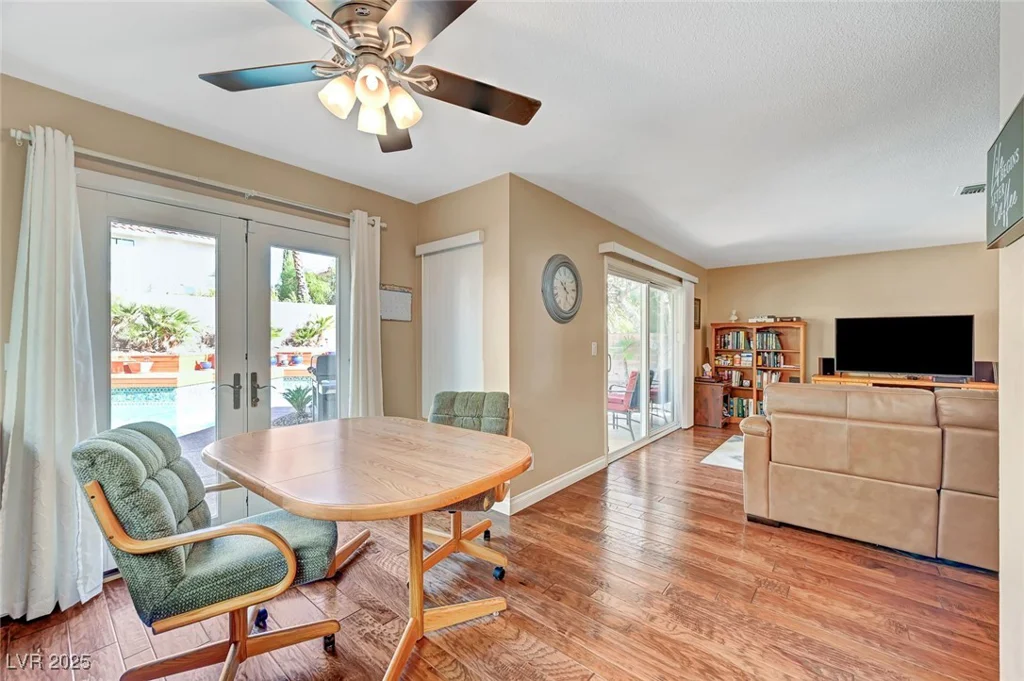 8908 Rocky Shore, Las Vegas, NV 89117