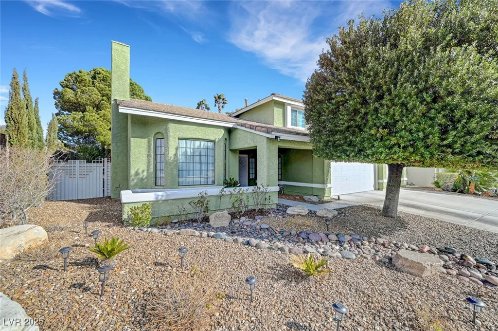 8908 Rocky Shore, Las Vegas, NV 89117