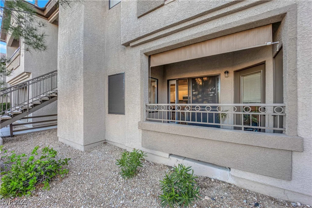 8250 Grand Canyon, Las Vegas, NV 89166