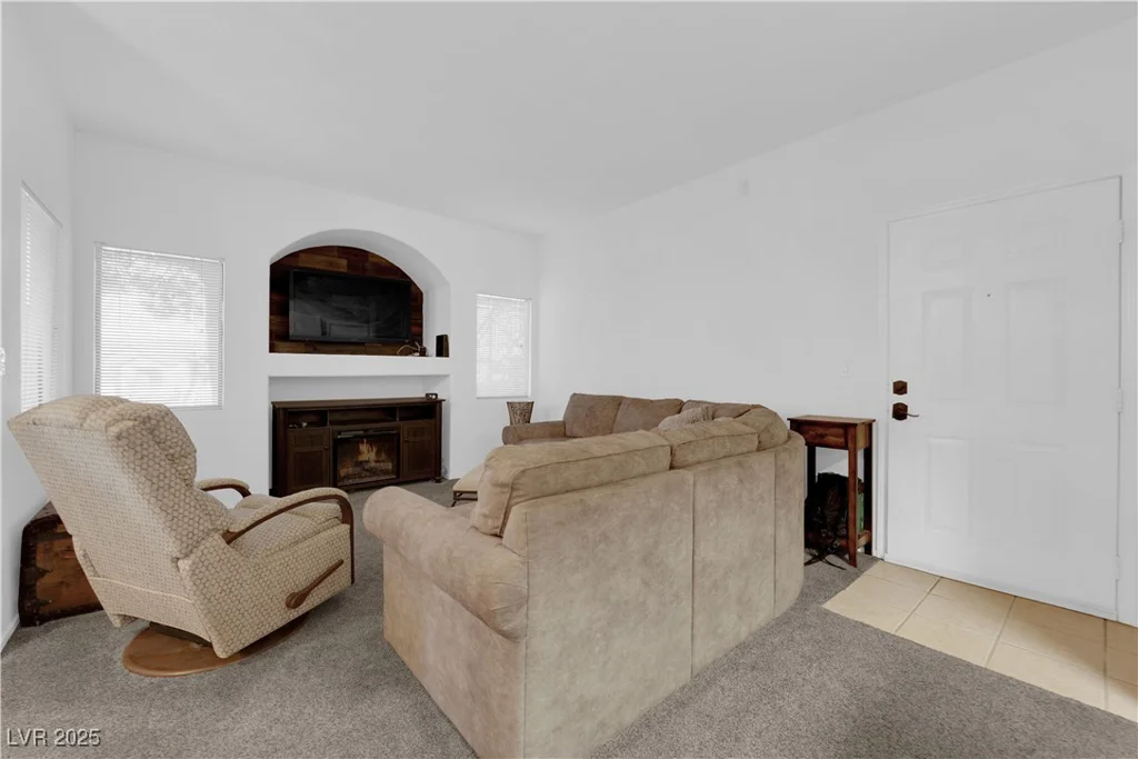 8250 Grand Canyon, Las Vegas, NV 89166