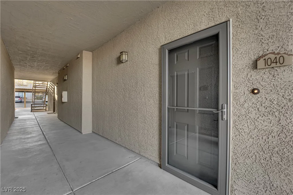 8250 Grand Canyon, Las Vegas, NV 89166
