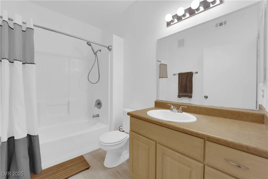 8250 Grand Canyon, Las Vegas, NV 89166
