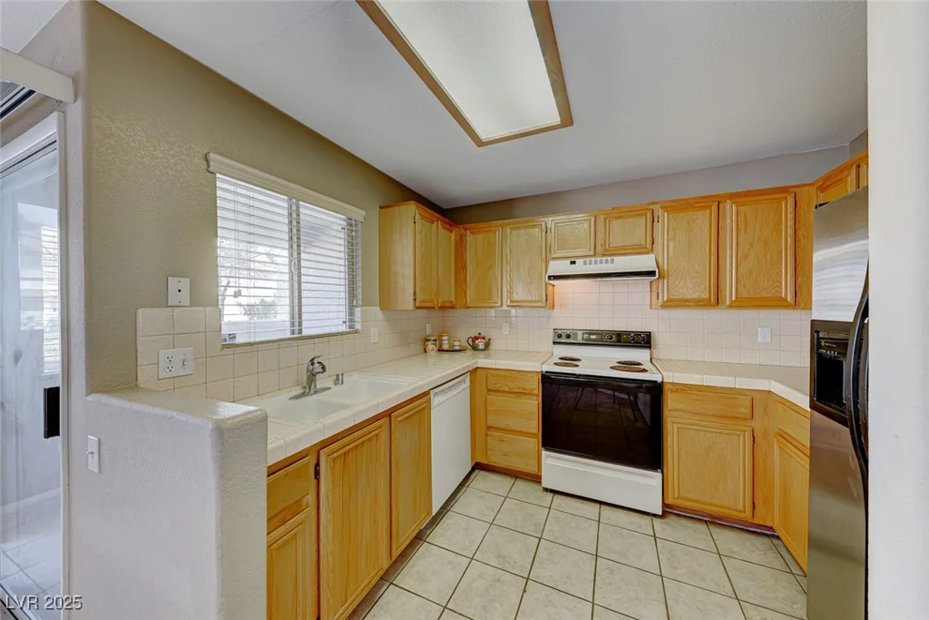 928 Allure, Las Vegas, NV 89128