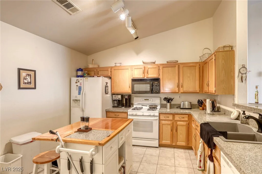 3353 Kylemore, Las Vegas, NV 89129
