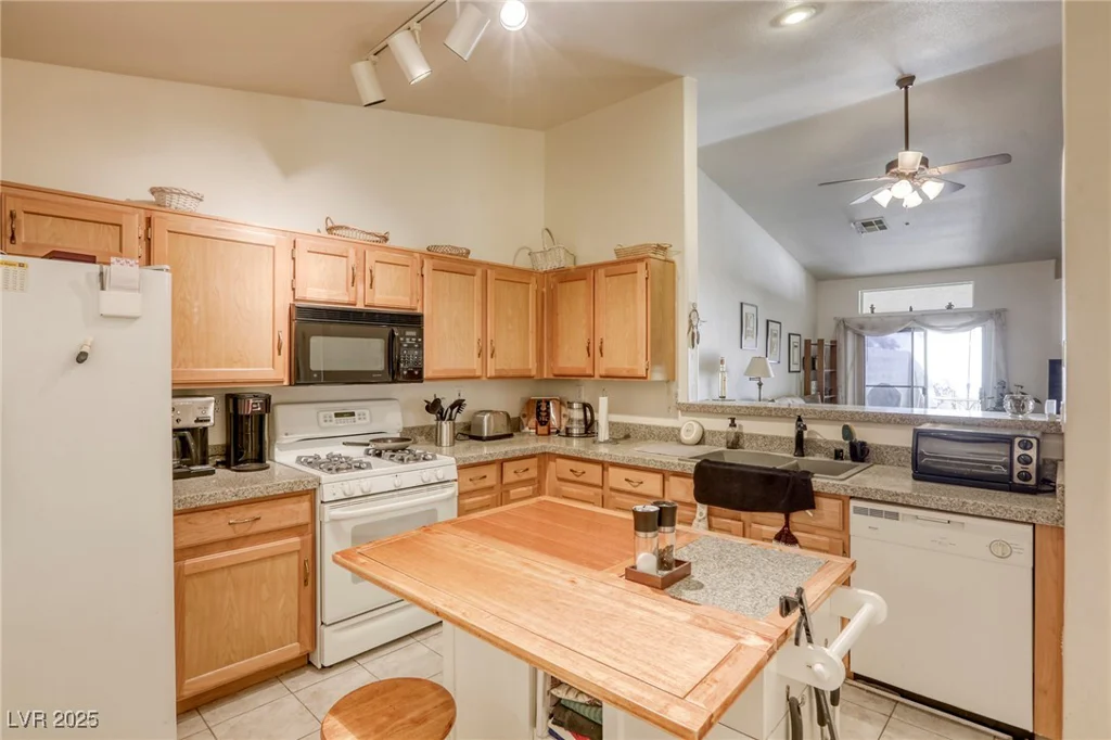 3353 Kylemore, Las Vegas, NV 89129