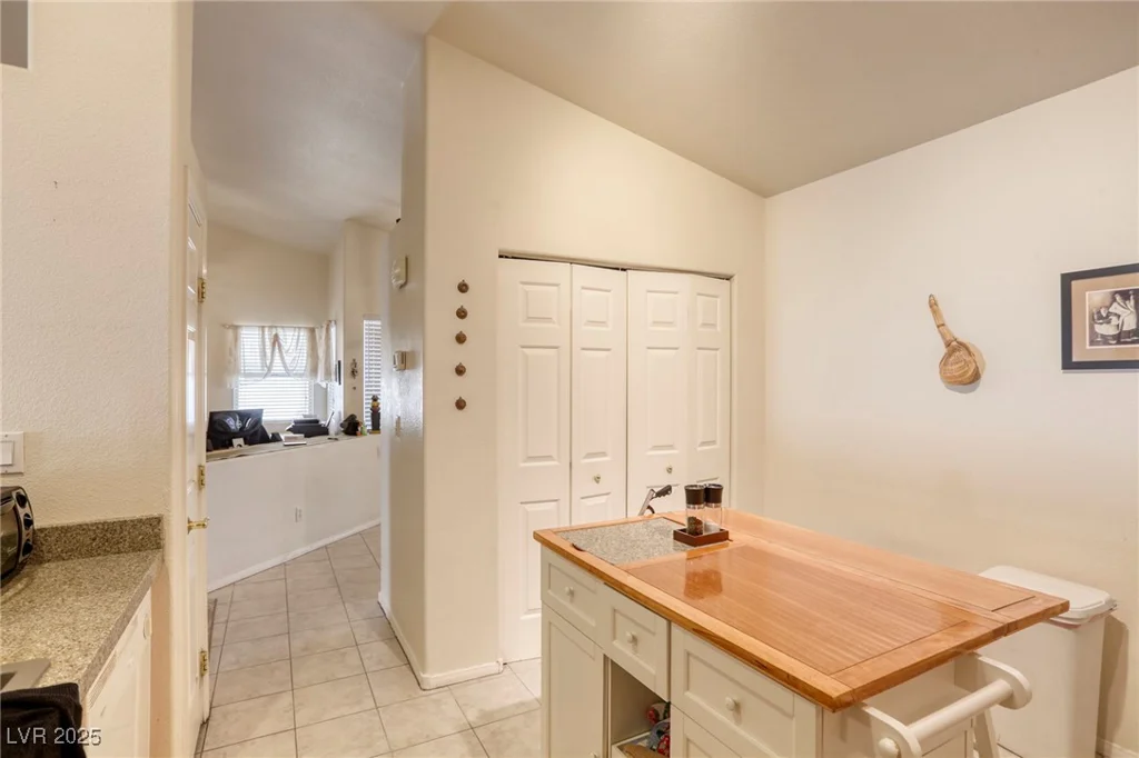 3353 Kylemore, Las Vegas, NV 89129