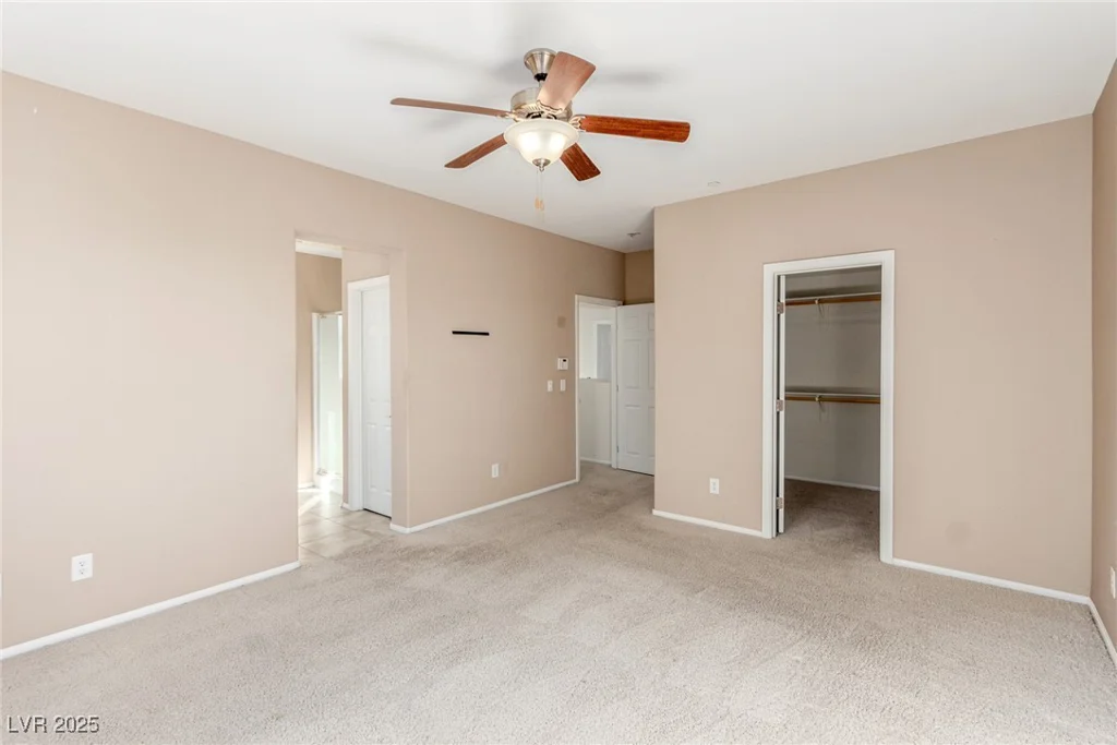 10221 Mayflower Bay, Las Vegas, NV 89166