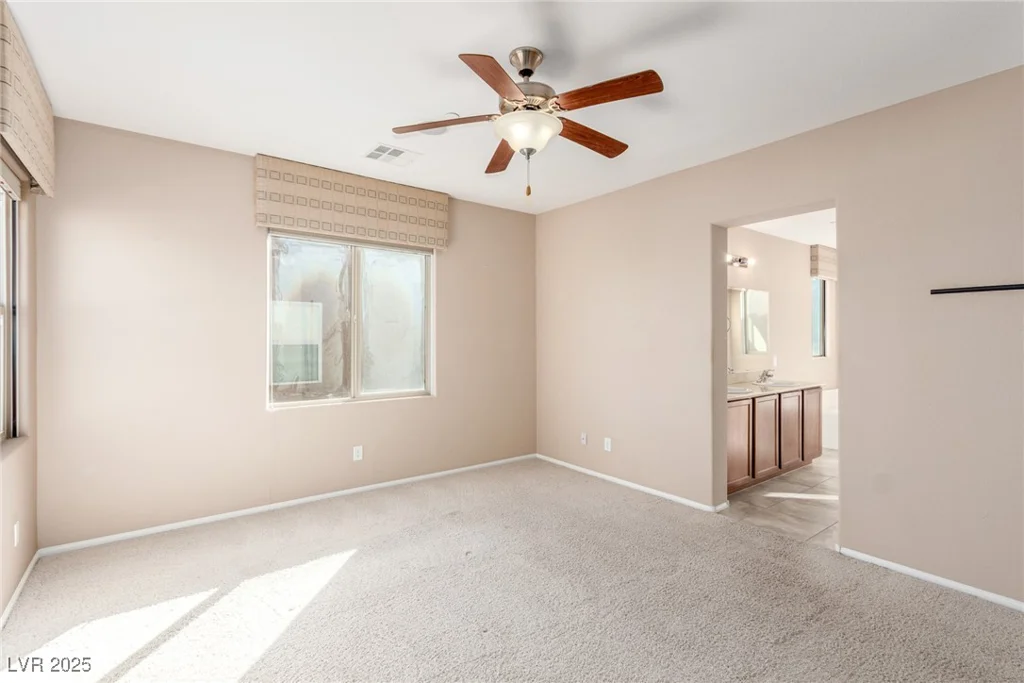 10221 Mayflower Bay, Las Vegas, NV 89166