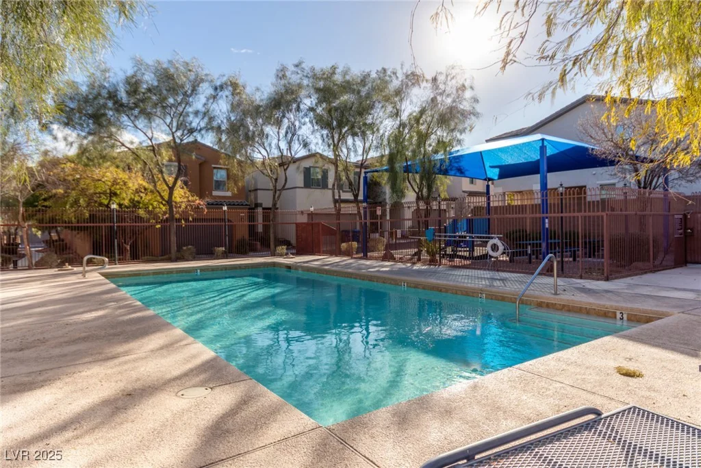 10221 Mayflower Bay, Las Vegas, NV 89166