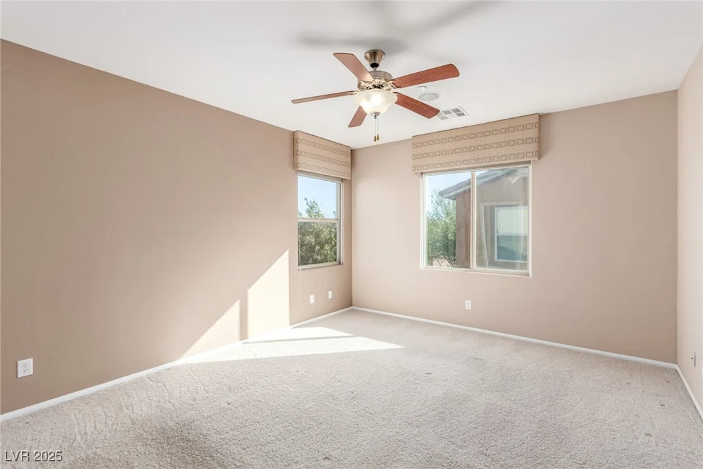 10221 Mayflower Bay, Las Vegas, NV 89166