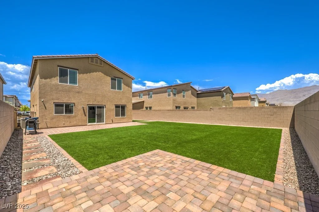 7856 Stone Forest, North Las Vegas, NV 89084