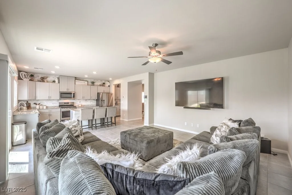 7856 Stone Forest, North Las Vegas, NV 89084