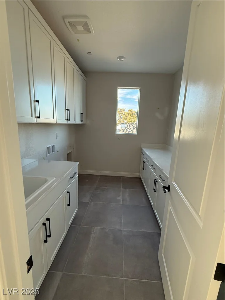 7142 Twilight Rider, Las Vegas, NV 89118