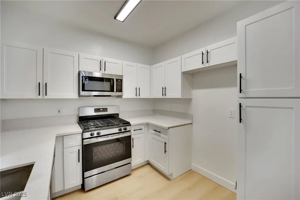 855 Stephanie, Henderson, NV 89014