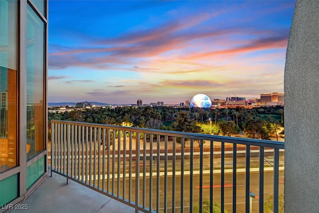 360 Desert Inn, Las Vegas, NV 89109