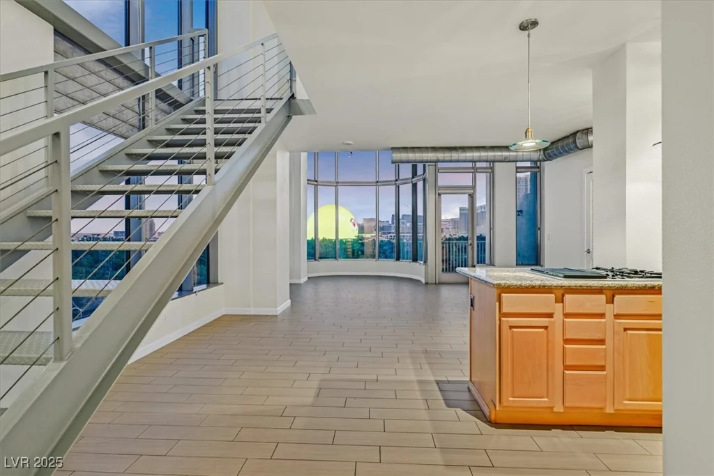 360 Desert Inn, Las Vegas, NV 89109