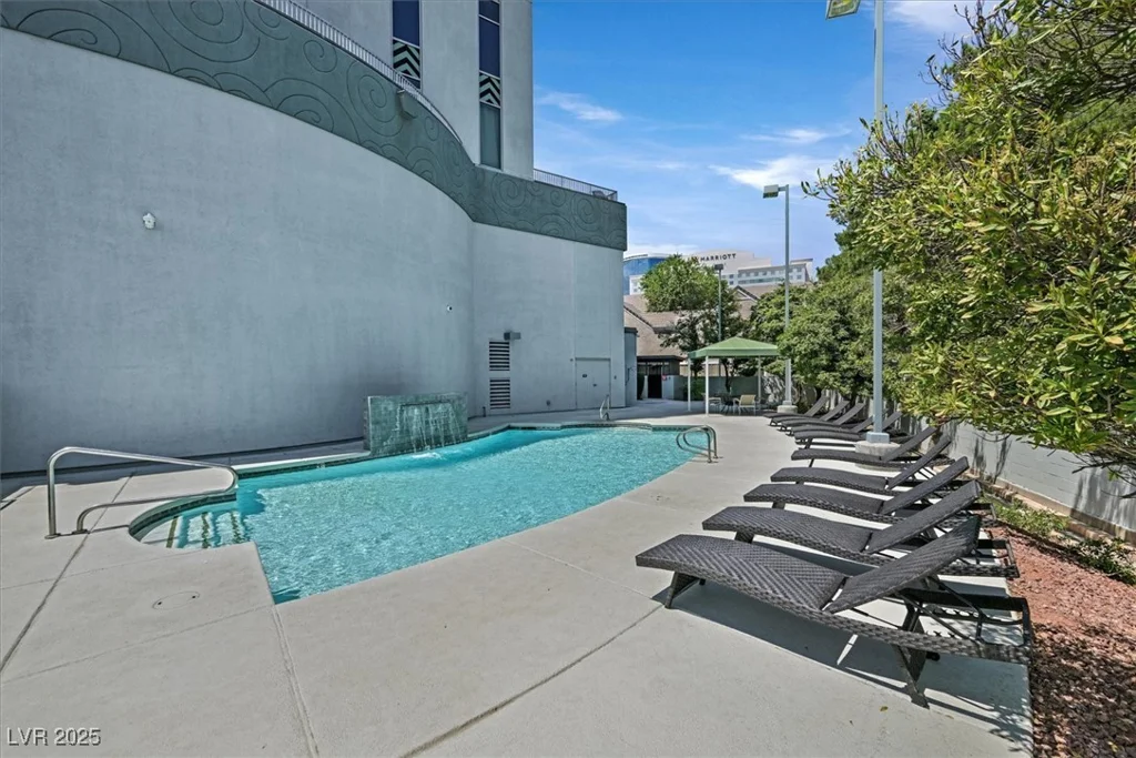 360 Desert Inn, Las Vegas, NV 89109
