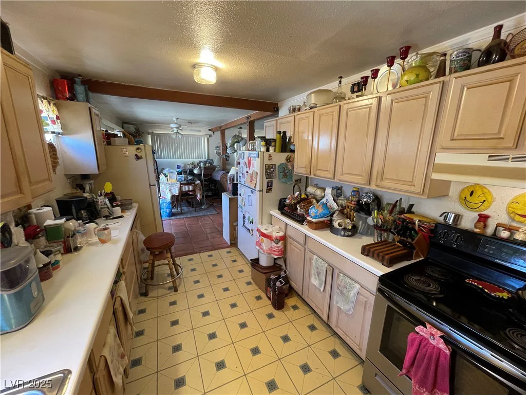 4312 Alpine, Las Vegas, NV 89107