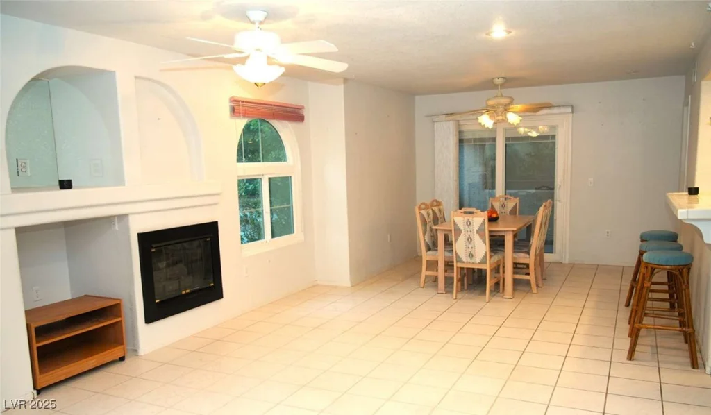 7950 Flamingo, Las Vegas, NV 89147