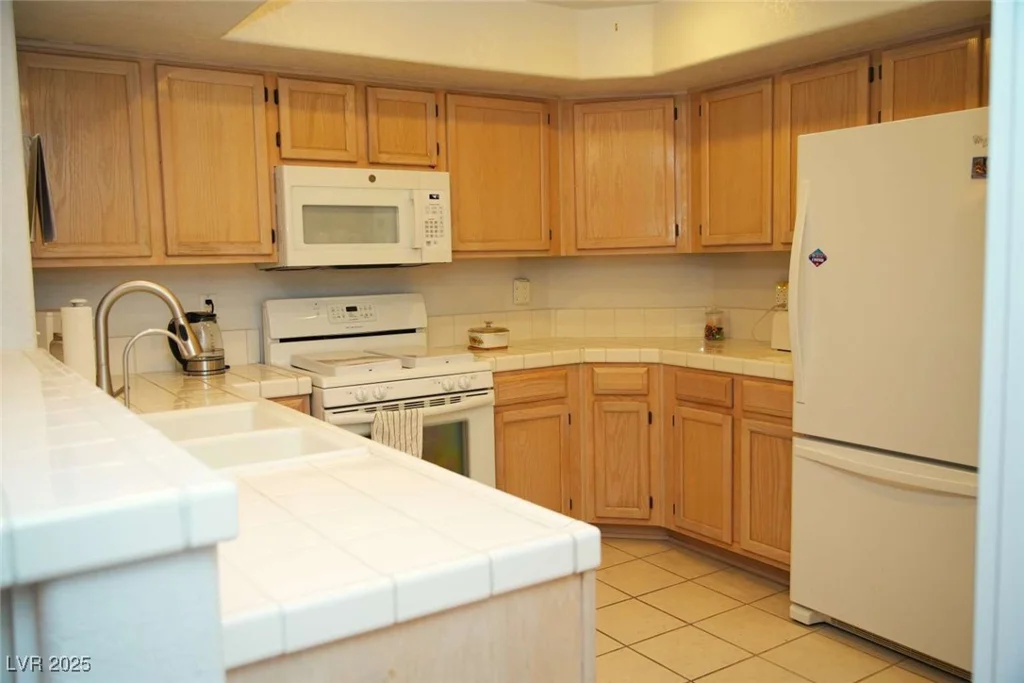 7950 Flamingo, Las Vegas, NV 89147