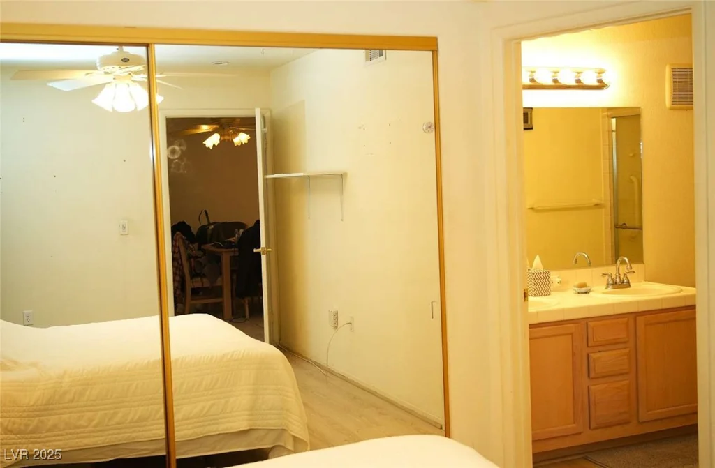 7950 Flamingo, Las Vegas, NV 89147