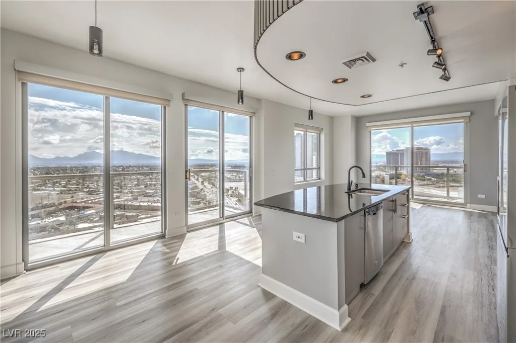 200 Sahara, Las Vegas, NV 89102