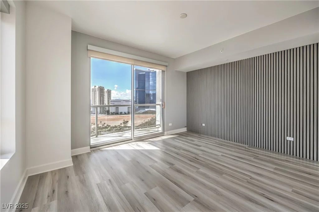 200 Sahara, Las Vegas, NV 89102