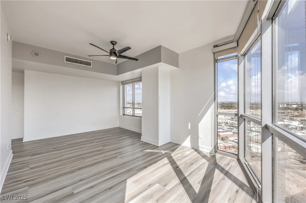 200 Sahara, Las Vegas, NV 89102