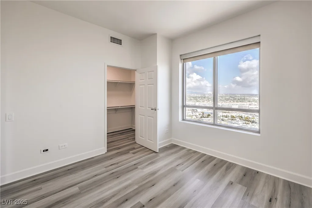 200 Sahara, Las Vegas, NV 89102
