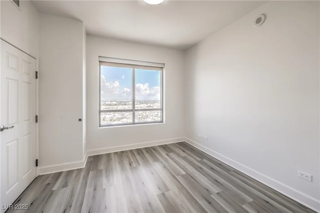 200 Sahara, Las Vegas, NV 89102