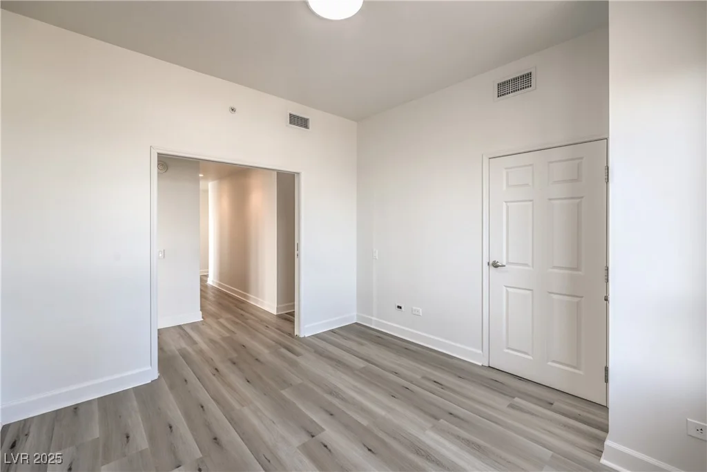 200 Sahara, Las Vegas, NV 89102