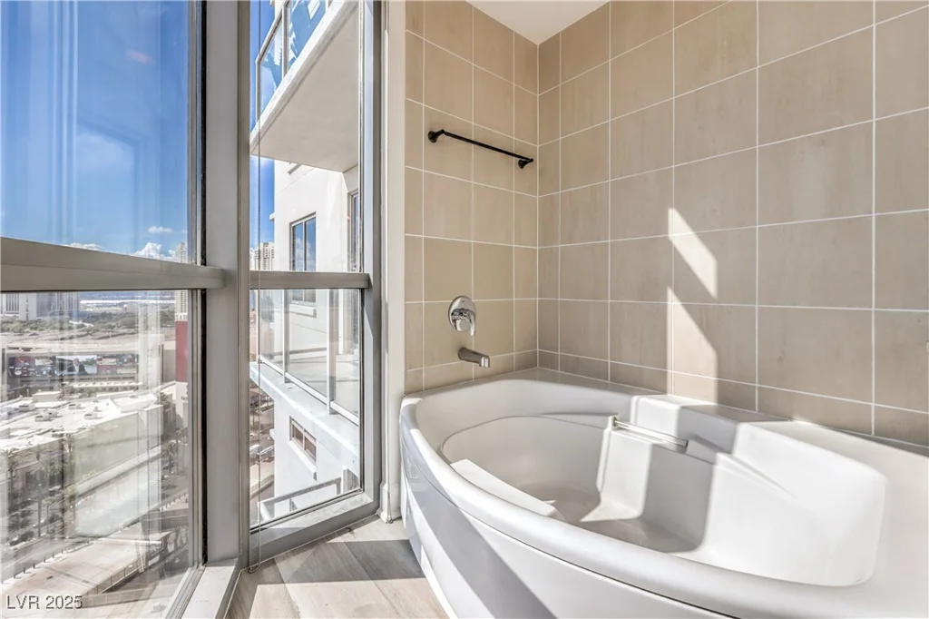 200 Sahara, Las Vegas, NV 89102