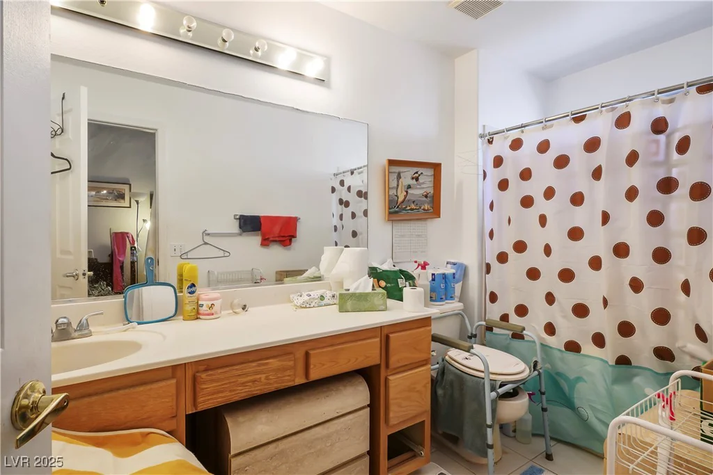 3157 Faiss, Las Vegas, NV 89134