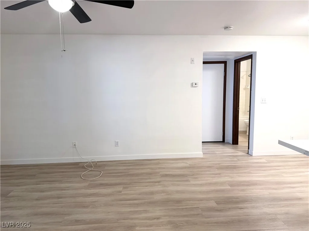5121 Lindell, Las Vegas, NV 89118