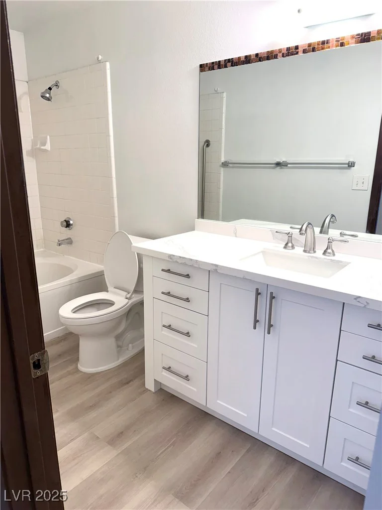 5121 Lindell, Las Vegas, NV 89118