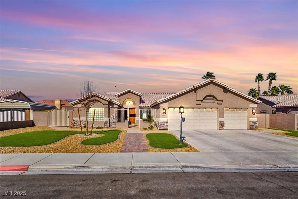 6316 Canyon Ridge, Las Vegas, NV 89108