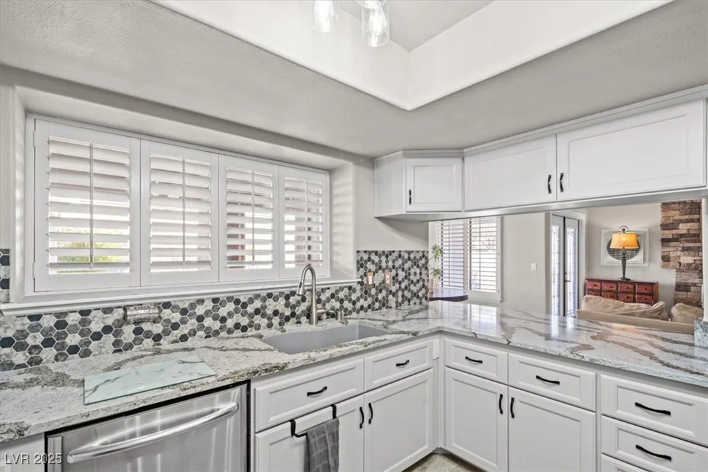 6316 Canyon Ridge, Las Vegas, NV 89108