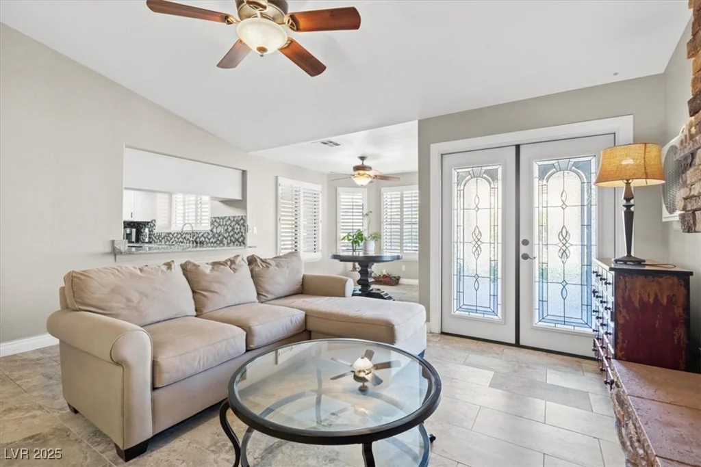 6316 Canyon Ridge, Las Vegas, NV 89108