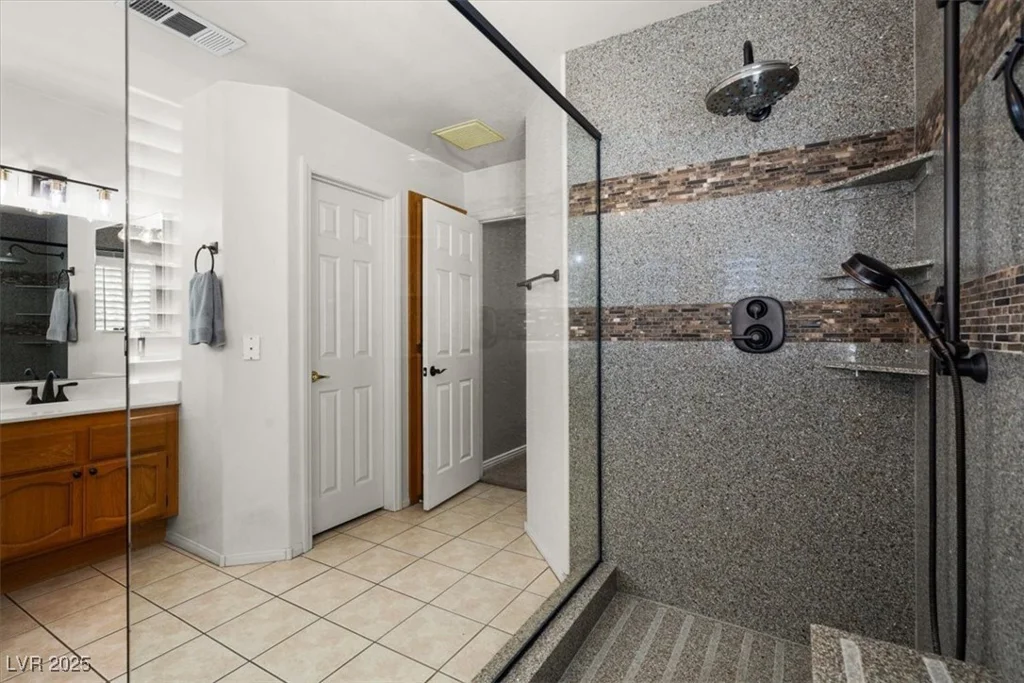 6316 Canyon Ridge, Las Vegas, NV 89108
