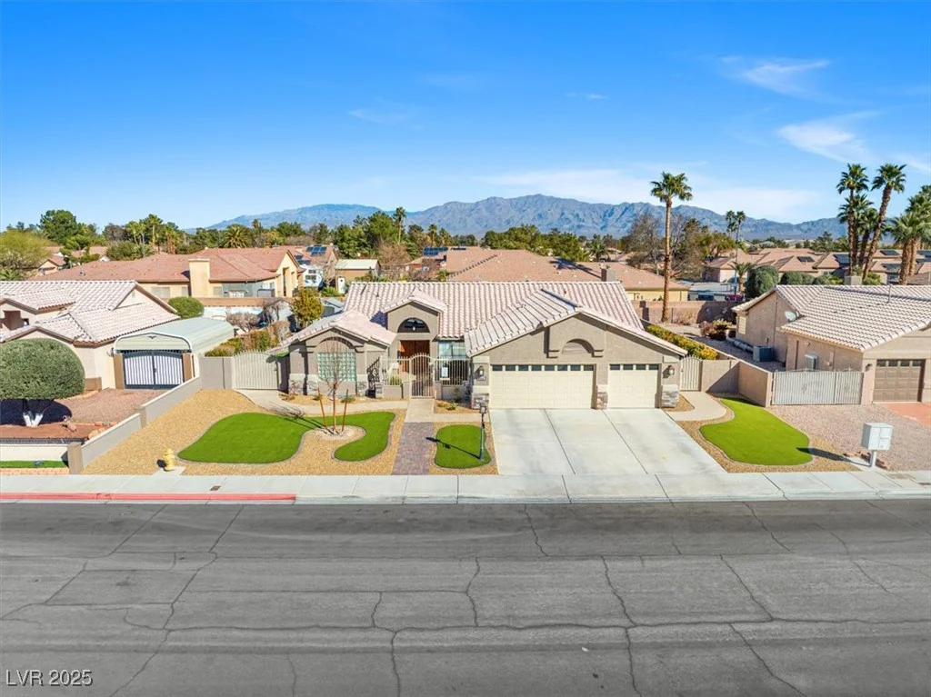6316 Canyon Ridge, Las Vegas, NV 89108