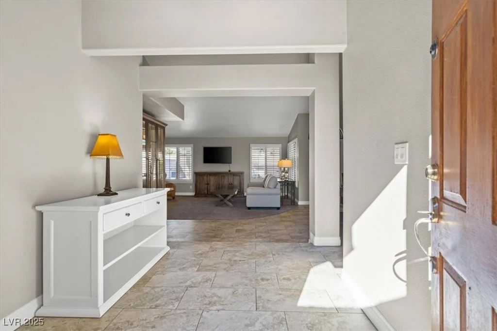 6316 Canyon Ridge, Las Vegas, NV 89108