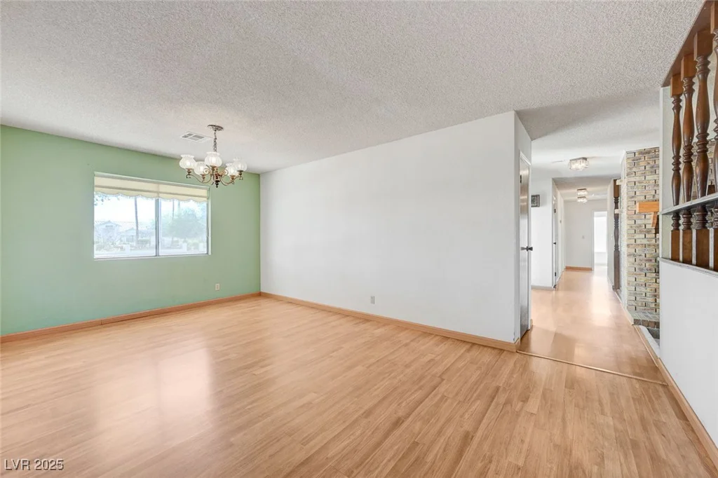 3716 Torrey Pines, Las Vegas, NV 89108